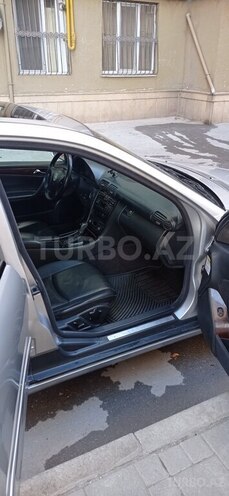 Mercedes C 240 2002, 331,000 km - 2.4 l - Bakı