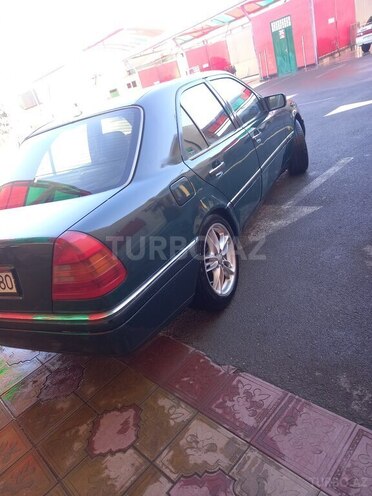 Mercedes C 180 1995, 235,656 km - 1.8 л - Gəncə