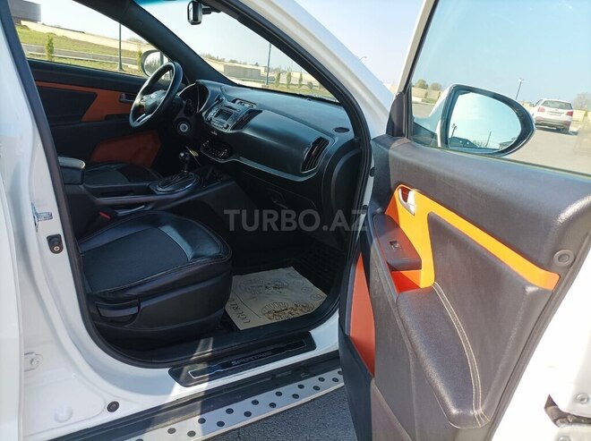 Kia Sportage 2011, 216,000 km - 2.0 l - Neftçala