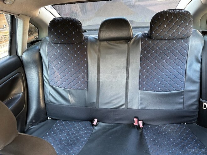 Volkswagen Passat 2003, 265,000 km - 1.8 l - Bakı