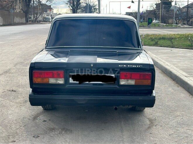 LADA (VAZ) 2107 2011, 180,000 km - 1.5 л - Xudat