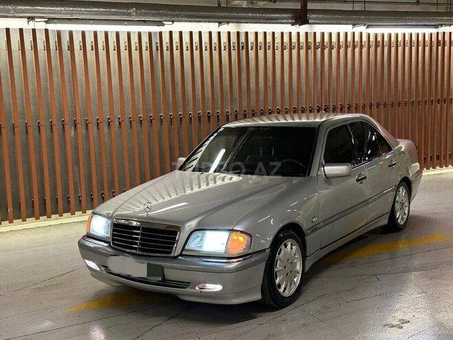 Mercedes C 240 1999, 300,000 km - 2.4 l - Gəncə