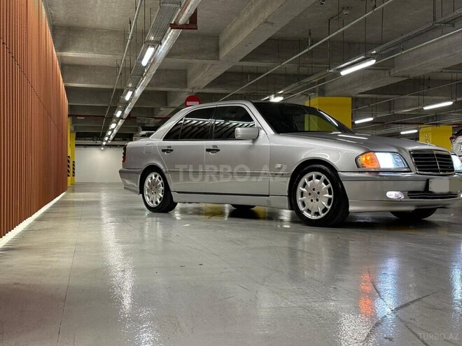 Mercedes C 240 1999, 300,000 km - 2.4 l - Gəncə