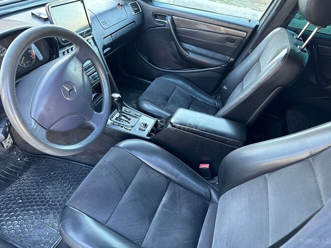 Mercedes C 240 1999, 300,000 km - 2.4 l - Gəncə