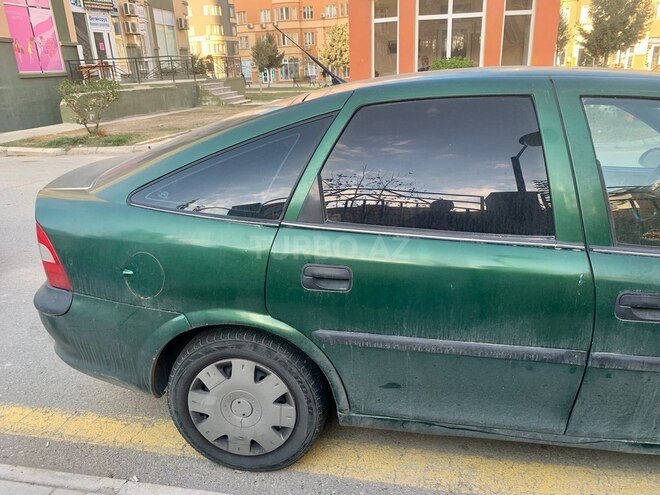 Opel Vectra 1996, 360,000 km - 1.8 l - Bakı