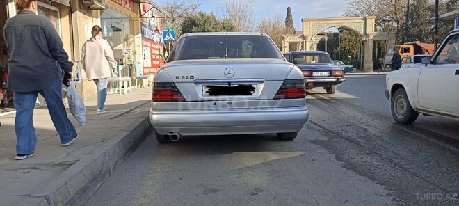 Mercedes E 220 1995, 564,000 km - 2.2 l - Bakı
