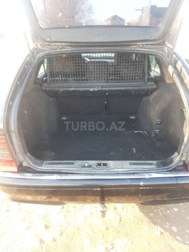 Mercedes C 220 1999, 766,500 km - 2.2 l - Biləsuvar