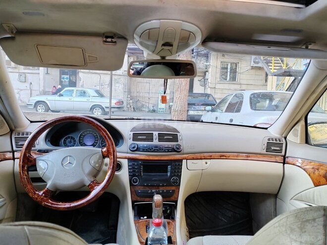 Mercedes E 200 2003, 358,000 km - 2.0 l - Gəncə