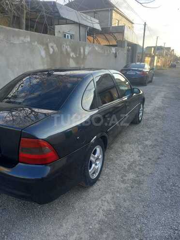 Opel Vectra 1997, 350,000 km - 1.8 l - Sumqayıt