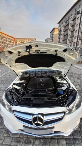 Mercedes E 220 2013, 190,000 km - 2.2 л - Bakı