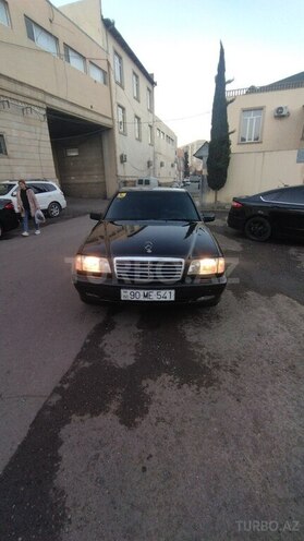 Mercedes C 180 1999, 264,589 km - 1.8 l - Gəncə