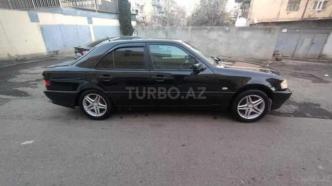 Mercedes C 180 1999, 264,589 km - 1.8 l - Gəncə