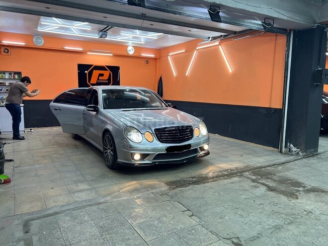 Mercedes E 240 2002, 207,000 km - 2.6 l - Bakı