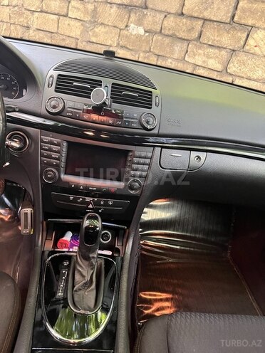 Mercedes E 240 2002, 207,000 km - 2.6 l - Bakı