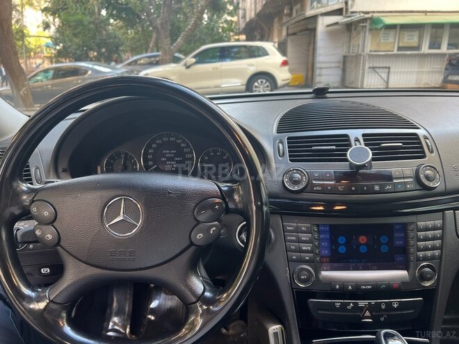 Mercedes E 240 2002, 207,000 km - 2.6 l - Bakı