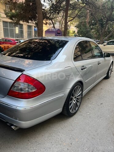 Mercedes E 240 2002, 207,000 km - 2.6 l - Bakı