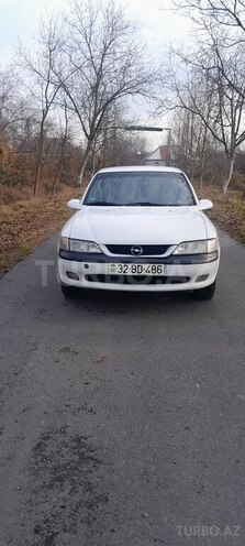 Opel Vectra 1997, 302,000 km - 1.8 l - Zaqatala