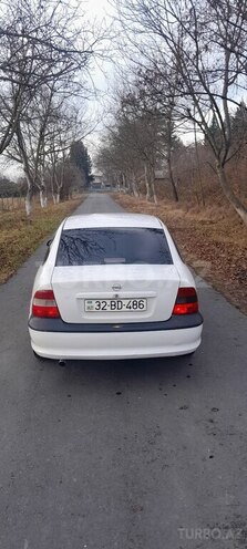 Opel Vectra 1997, 302,000 km - 1.8 l - Zaqatala