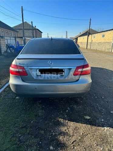 Mercedes E 250 2009, 200,000 km - 2.2 l - Bakı