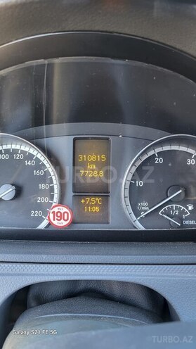 Mercedes Viano 2009, 310,000 km - 2.2 l - Bakı
