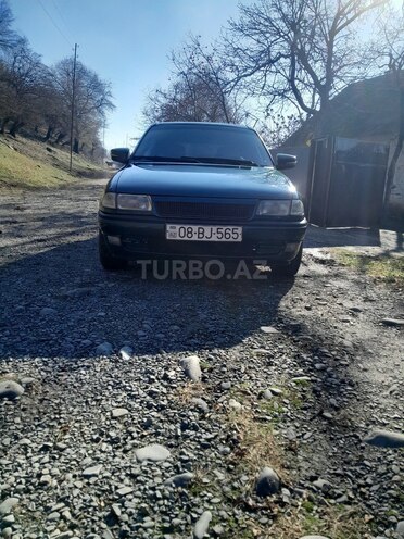 Opel Astra 1998, 258,000 km - 1.6 л - Balakən