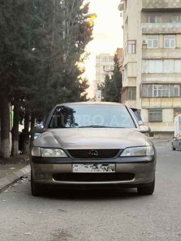 Opel Vectra 1996, 370,000 km - 2.0 l - Bakı