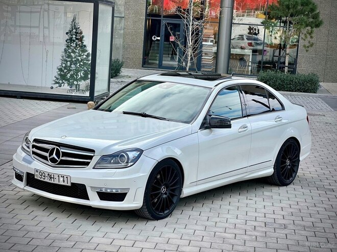 Mercedes C 300 2012, 223,548 km - 3.0 l - Bakı