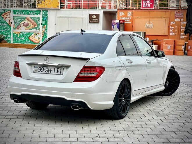 Mercedes C 300 2012, 223,548 km - 3.0 l - Bakı