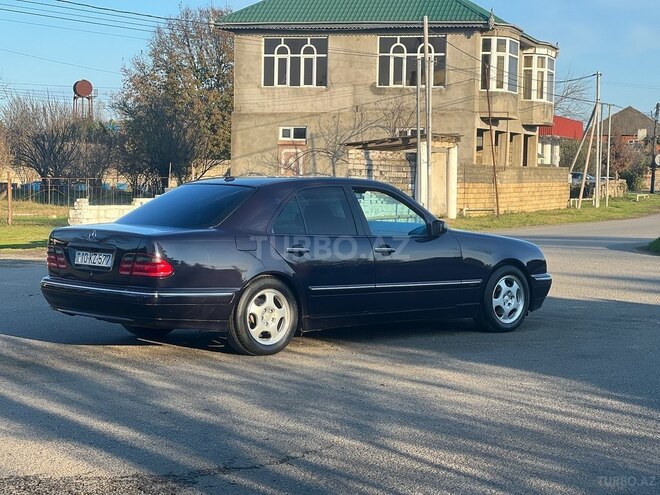Mercedes E 240 1999, 330,000 km - 2.4 l - Lənkəran