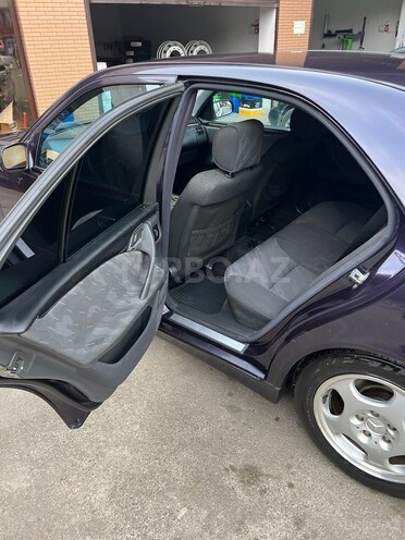 Mercedes E 240 1999, 330,000 km - 2.4 l - Lənkəran
