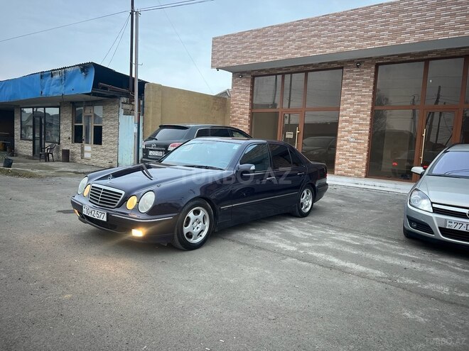 Mercedes E 240 1999, 330,000 km - 2.4 l - Lənkəran