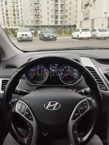 Hyundai Elantra 2015, 150,635 km - 1.8 l - Bakı