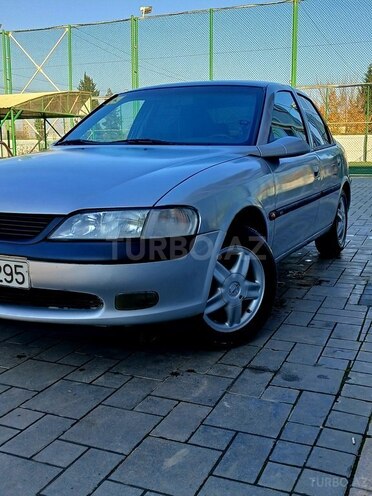 Opel Vectra 1998, 499,000 km - 2.0 л - Masallı