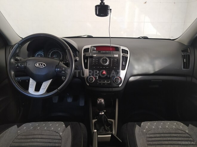 Kia Ceed 2010, 197,000 km - 1.6 л - Bakı