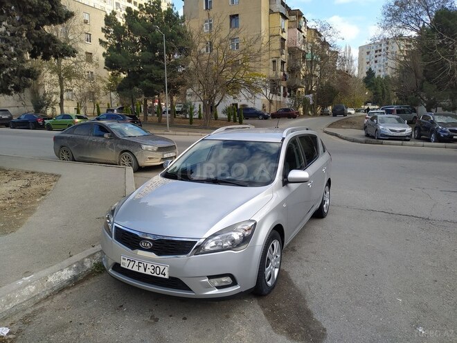 Kia Ceed 2010, 197,000 km - 1.6 л - Bakı