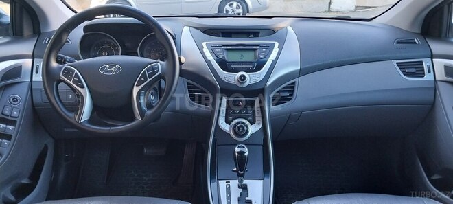 Hyundai Elantra 2011, 185,000 km - 1.8 л - Bakı