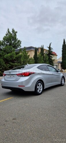 Hyundai Elantra 2015, 175,000 km - 1.8 l - Bakı