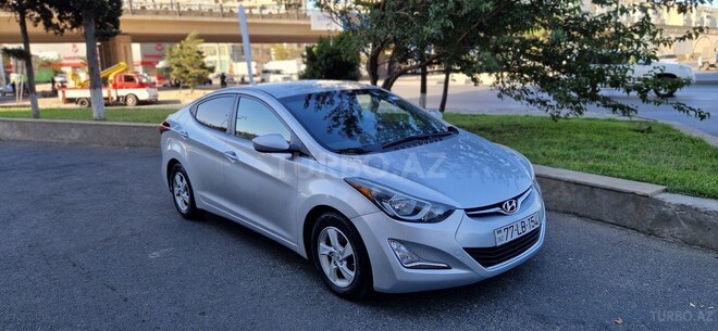 Hyundai Elantra 2015, 175,000 km - 1.8 l - Bakı