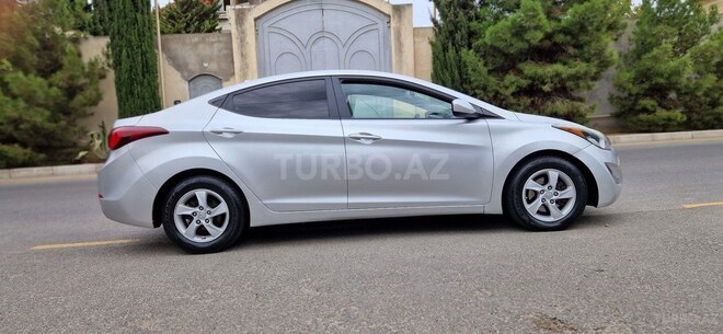 Hyundai Elantra 2015, 175,000 km - 1.8 l - Bakı