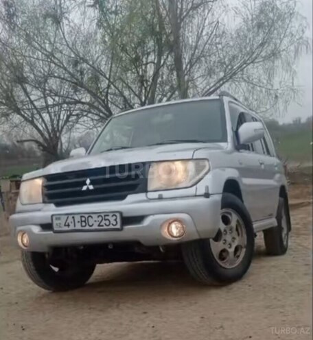 Mitsubishi Pajero io 2004, 280,400 km - 2.0 л - Ağcabədi