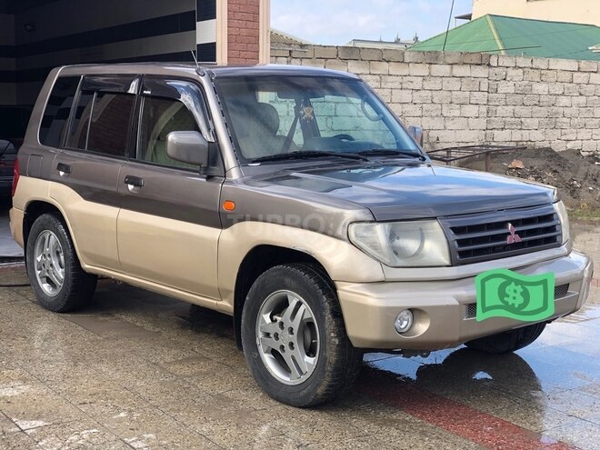 Mitsubishi Pajero io 2000, 204,817 km - 2.0 л - Bakı