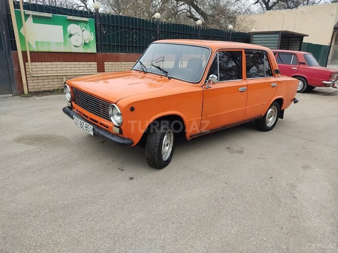 LADA (VAZ) 21011 1979, 81,590 km - 1.5 л - Xudat