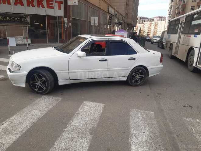 Mercedes C 200 1993, 390,743 km - 2.0 л - Bakı