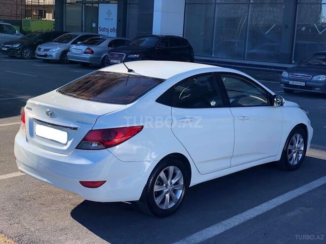 Hyundai Accent 2012, 203,000 km - 1.6 l - Bakı