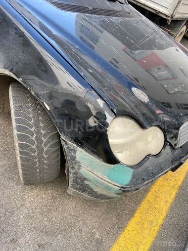 Mercedes C 240 2002, 349,000 km - 2.6 л - Bakı