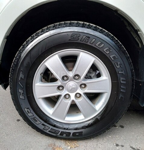 Mitsubishi Pajero 2007, 225,000 km - 3.0 л - Bakı