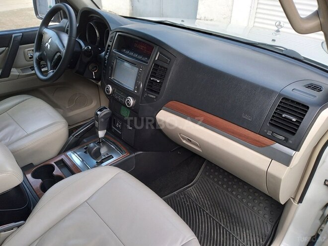 Mitsubishi Pajero 2007, 225,000 km - 3.0 л - Bakı