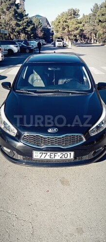 Kia Ceed 2014, 125,000 km - 1.4 l - Sumqayıt