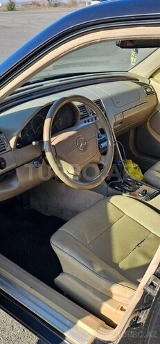 Mercedes C 230 1999, 270,000 km - 2.3 l - Qax