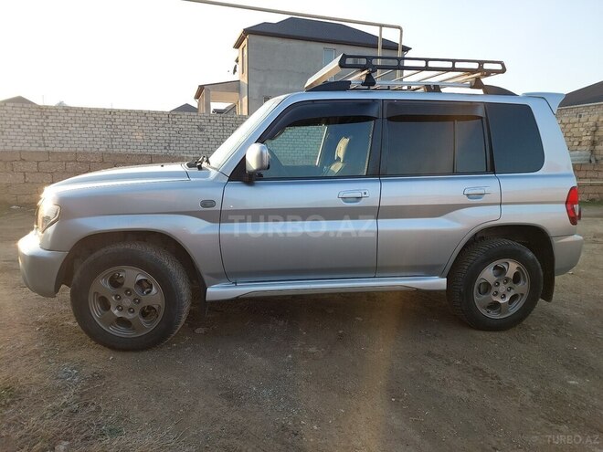 Mitsubishi Pajero io 2004, 301,063 km - 2.0 л - Bakı